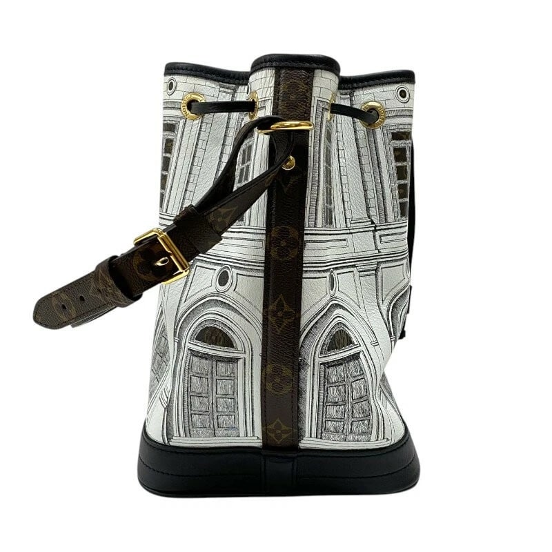 LOUIS VUITTON SHOULDER BAG - 4