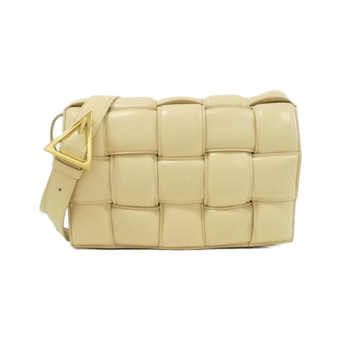 BOTTEGA VENETA PADDED CASSETTE: Bottega Veneta Padded Cassette Brand: Bottega Veneta Type/Style: Shoulder Bag Material: Lambskin Leather Color: Porridge Size: Approximately 26cm (W) x 18cm (H) x 8cm (D) Accessories: None