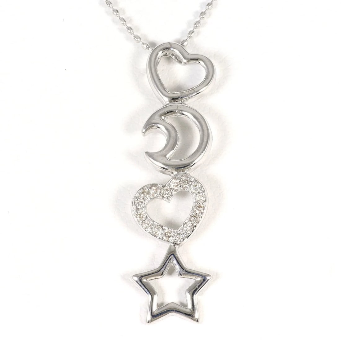 18K (18-KARAT WHITE GOLD) WG NECKLACE WITH DIAMON: 18K (18-karat white gold) WG Necklace with Diamon Brand: Unbranded Type/Style: Necklace Material: White gold (14K), White gold (18K), Main Stone Natural Color: White gold Size: Length: 40cm Access