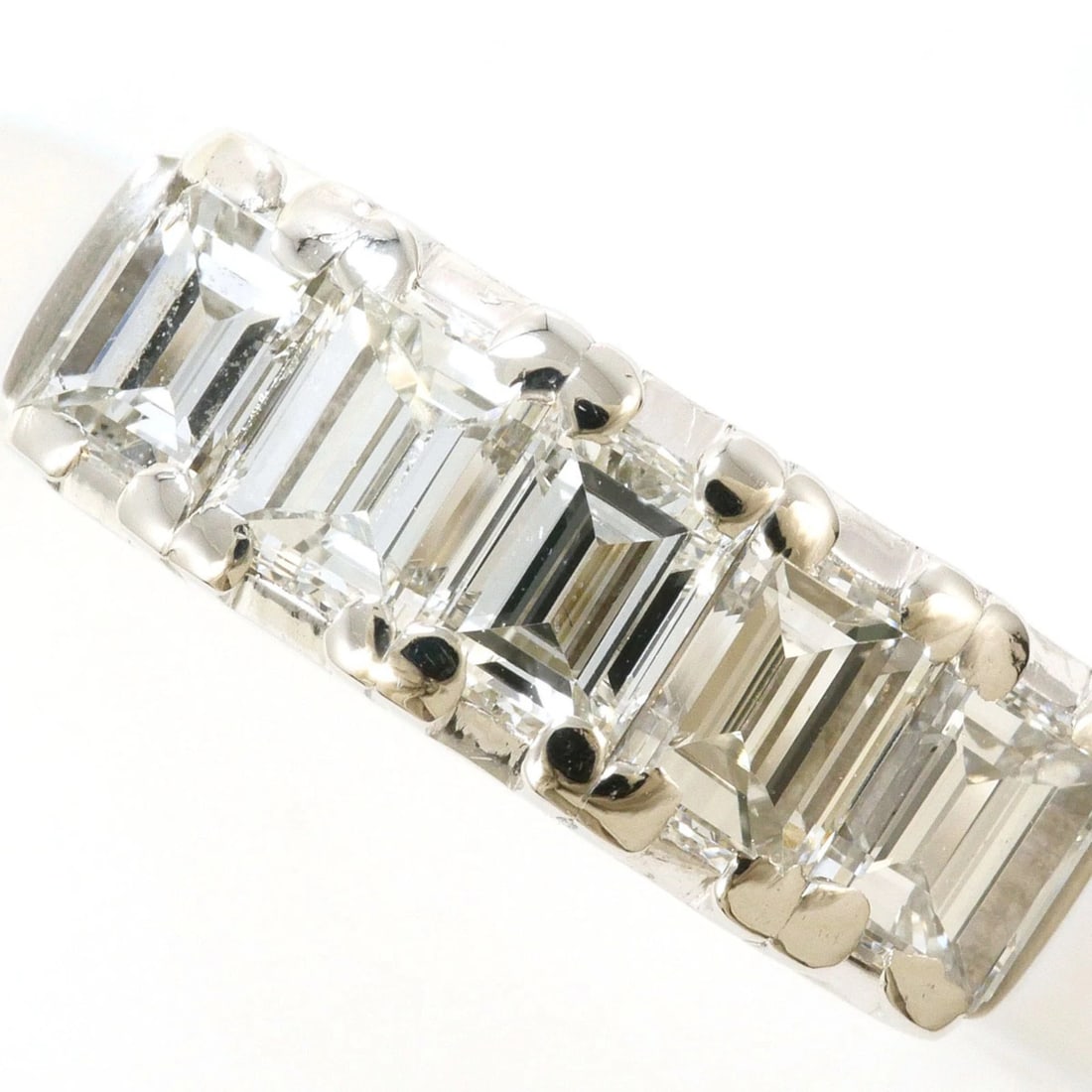 PT900 PLATINUM RING, DIAMOND - 2