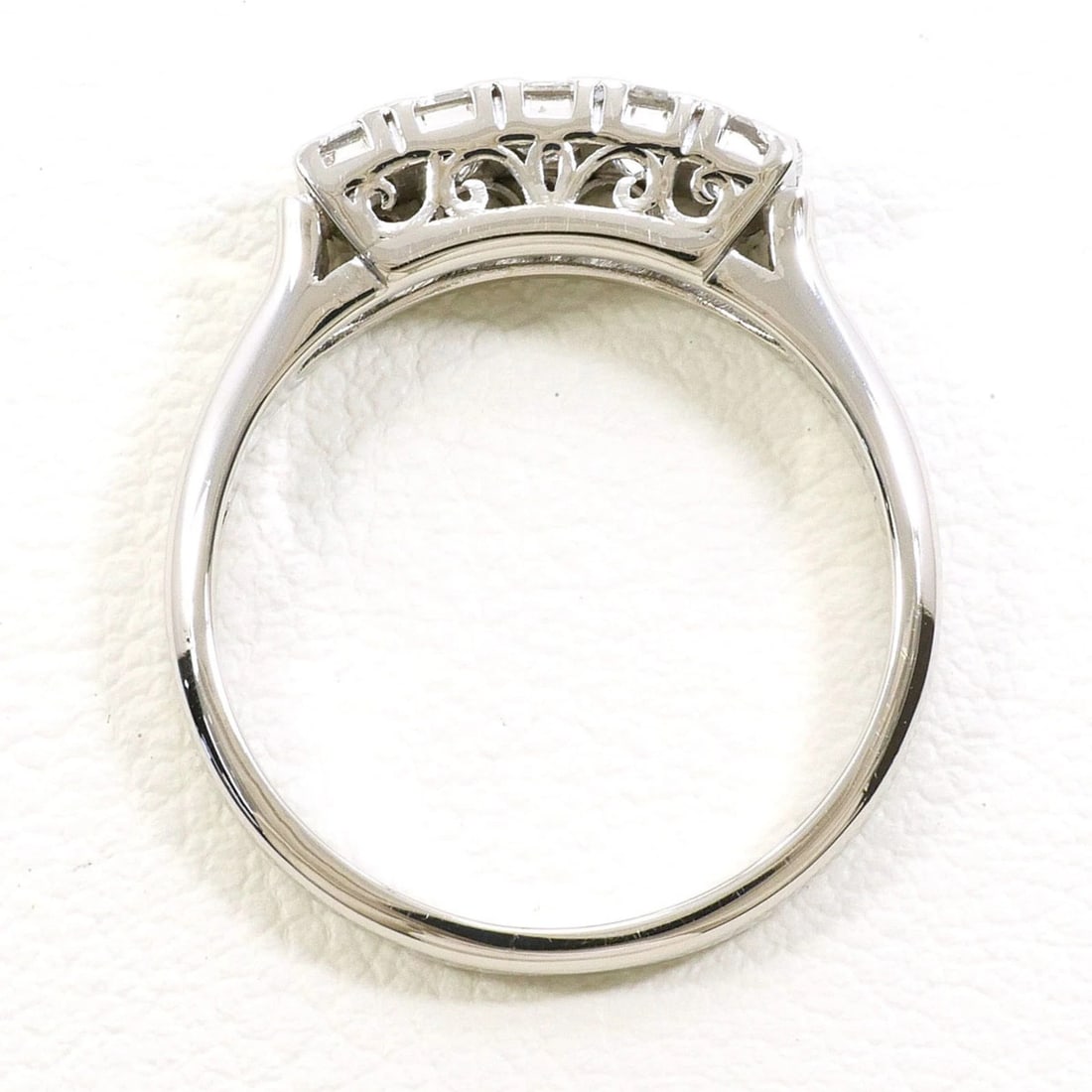 PT900 PLATINUM RING, DIAMOND - 3