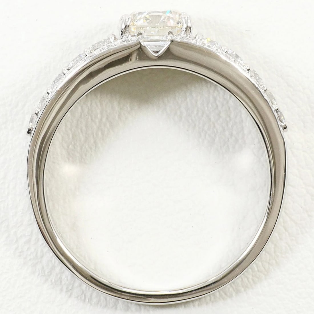 PT900 PLATINUM RING, DIAMOND - 3