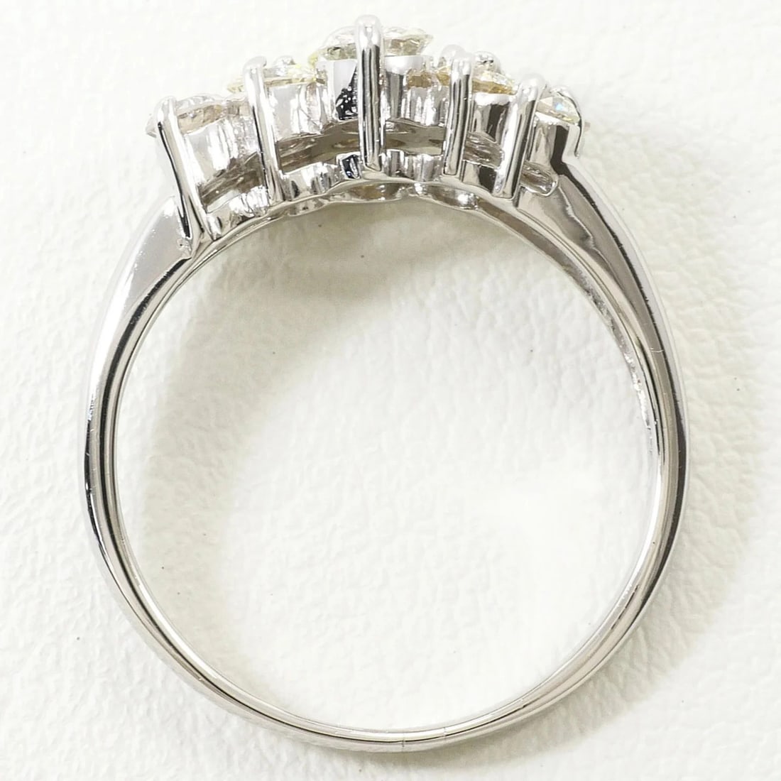 PT900 PLATINUM RING, DIAMOND - 3