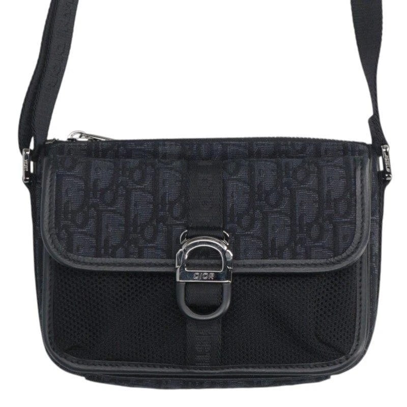 DIOR BAG: OBLIQUE CANVAS SHOULDER BLACK: DIOR Bag: Oblique Canvas Shoulder Black Brand: DIOR Type/Style: Shoulder Bag Material: Exterior Material Canvas Color: Exterior Color Black Size: (approx. W7.5 ? H5.7 ? D0.8 inch) Accessories: Non