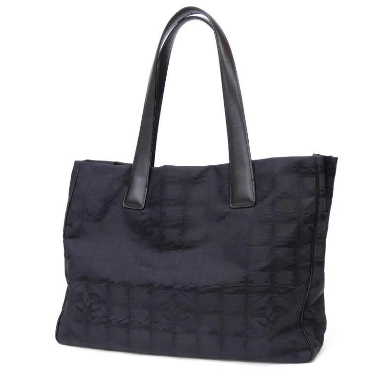 CHANEL BAG: TRAVEL LINE BLACK: CHANEL Bag: Travel Line Black Brand: CHANEL Type/Style: Tote Material: Exterior Material Nylon Color: Exterior Color Black Size: (approx. W13.4 ? H10.0 ? D5.9 inch) Accessories: None Accessories