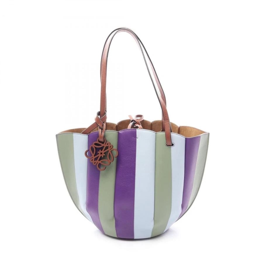 LOEWE BAG: SHELL SMALL TOTE GREEN: LOEWE Bag: Shell Small Tote Green Brand: LOEWE Type/Style: Tote Material: Exterior Material Leather Color: Exterior Color Green Size: (approx. W6.7 ? H10.2 ? D5.1 inch, Handle 8.7 inch) Accessories: