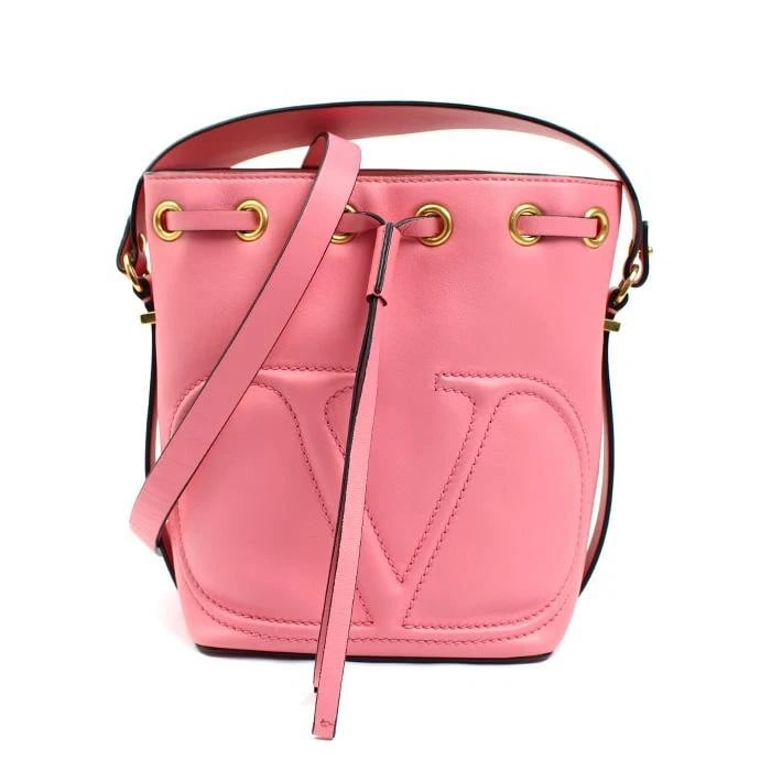 VALENTINO GARAVANI BAG: V LOGO 2WAY SHOULDER PINK: VALENTINO GARAVANI Bag: V Logo 2Way Shoulder Pink Brand: Valentino Garavani Type/Style: Shoulder Bag Material: Exterior Material Leather Color: Exterior Color Pink Size: (approx. W7.9 ? H7.7 ? D3.9 in