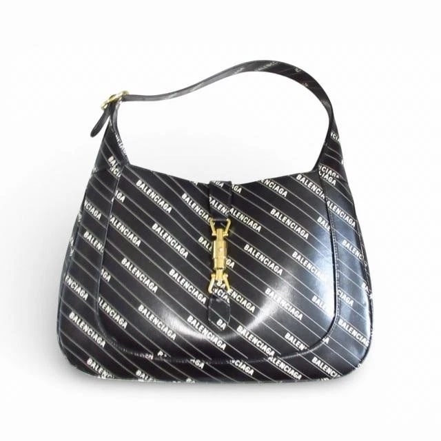 GUCCI BAG: HACKER JACKIE BLACK: GUCCI Bag: Hacker Jackie Black Brand: GUCCI Type/Style: Shoulder Bag Material: Exterior Material Leather Color: Exterior Color Black Size: (approx. W13.8 ? H9.1 ? D1.8 inch) Accessories: None