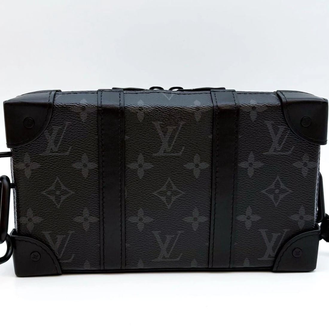 LOUIS VUITTON BAG: SOFT TRUNK WALLET BLACK: LOUIS VUITTON Bag: Soft Trunk Wallet Black Brand: Louis Vuitton Type/Style: Crossbody Material: Exterior Material Leather Color: Exterior Color Black Size: (approx. W8.9 ? H5.5 ? D2.0 inch)