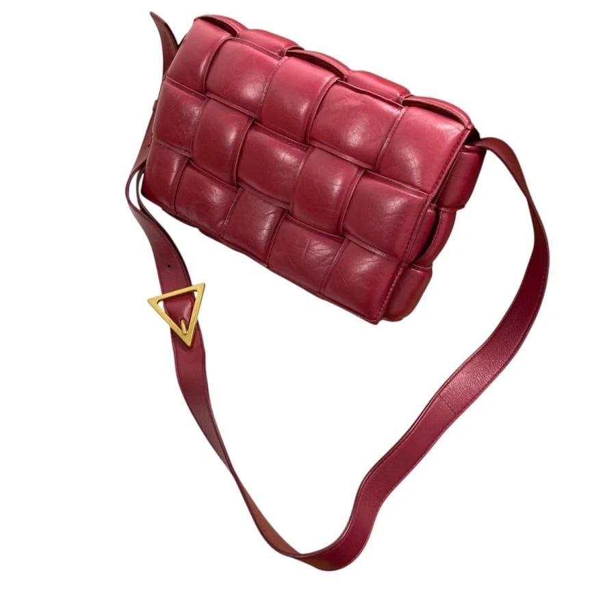 BOTTEGA VENETA BAG: CASSETTE SHOCKING PINK: BOTTEGA VENETA Bag: Cassette Shocking Pink Brand: BOTTEGA VENETA Type/Style: Shoulder Bag Material: Exterior Material Leather Color: Exterior Color Bright Pink Size: (approx. W10.2 ? H7.5 ? D3.1 inch)