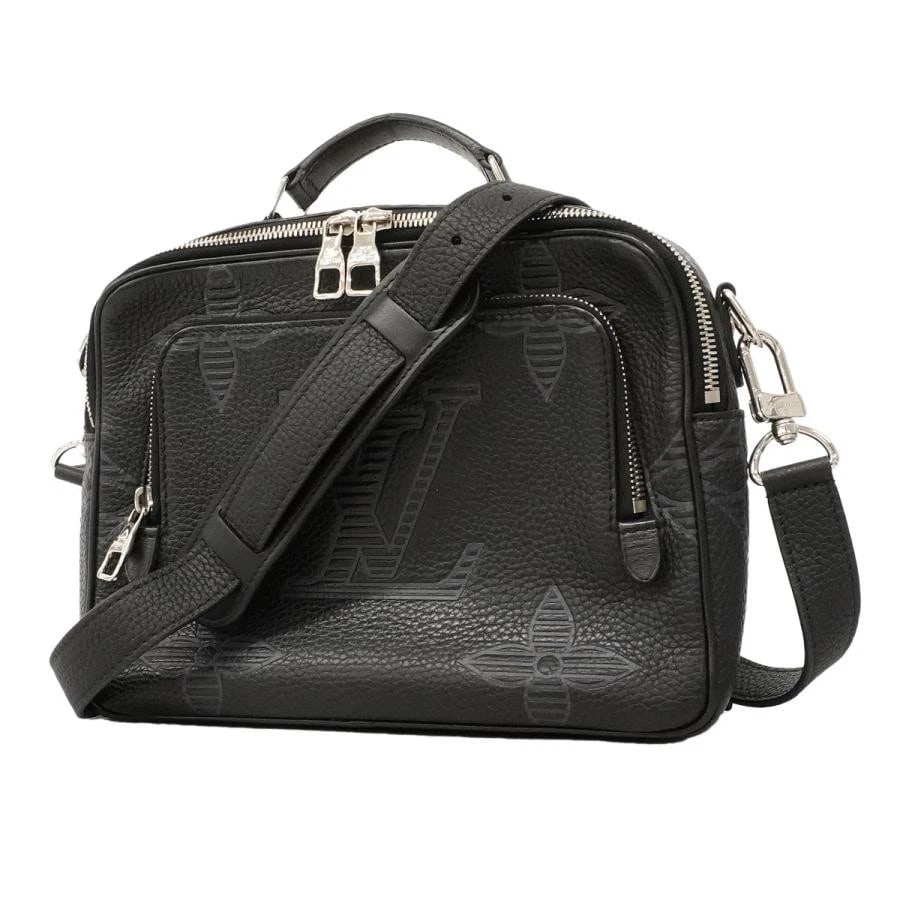 LOUIS VUITTON BAG: FLIGHT CASE NOIR: LOUIS VUITTON Bag: Flight Case Noir Brand: LOUIS VUITTON Type/Style: Top Handle Bag Material: Exterior Material Leather Color: Exterior Color Black Size: (approx. W10.0 ? H7.9 ? D2.6 inch) Accesso