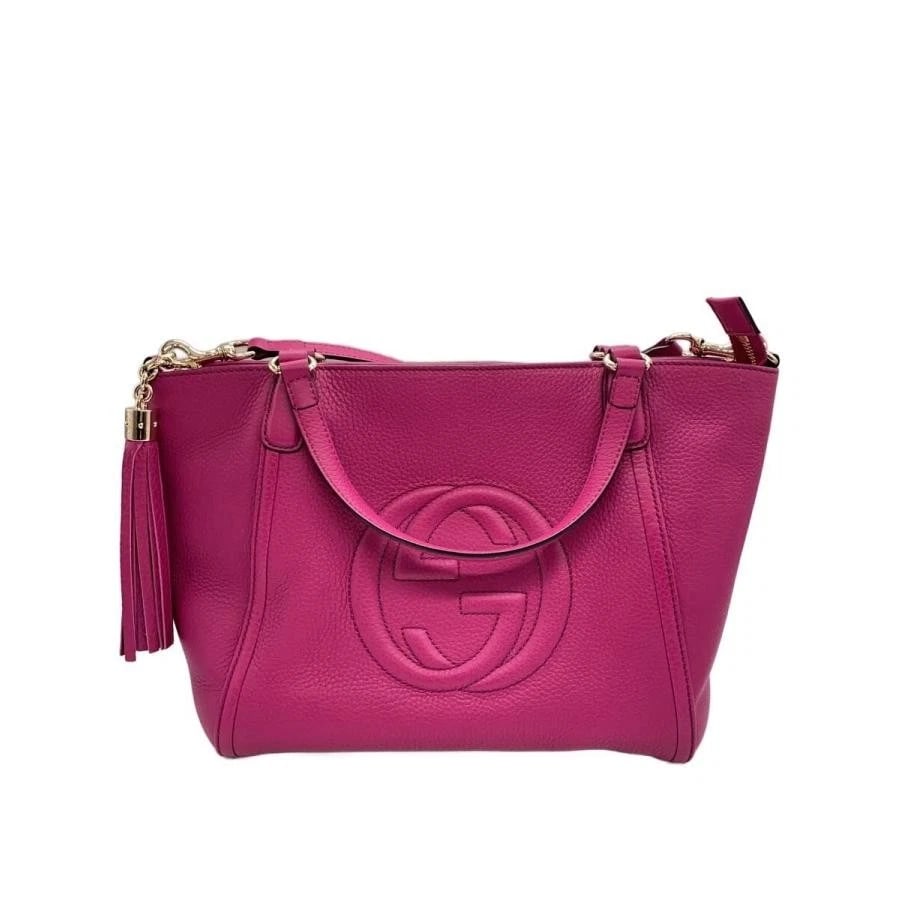GUCCI BAG: SOHO PINK: GUCCI Bag: Soho Pink Brand: GUCCI Type/Style: Shoulder Bag Material: Exterior Material Leather Color: Exterior Color Pink Size: (approx. W13.8 ? H8.5 ? D5.3 inch) Accessories: None Accesso