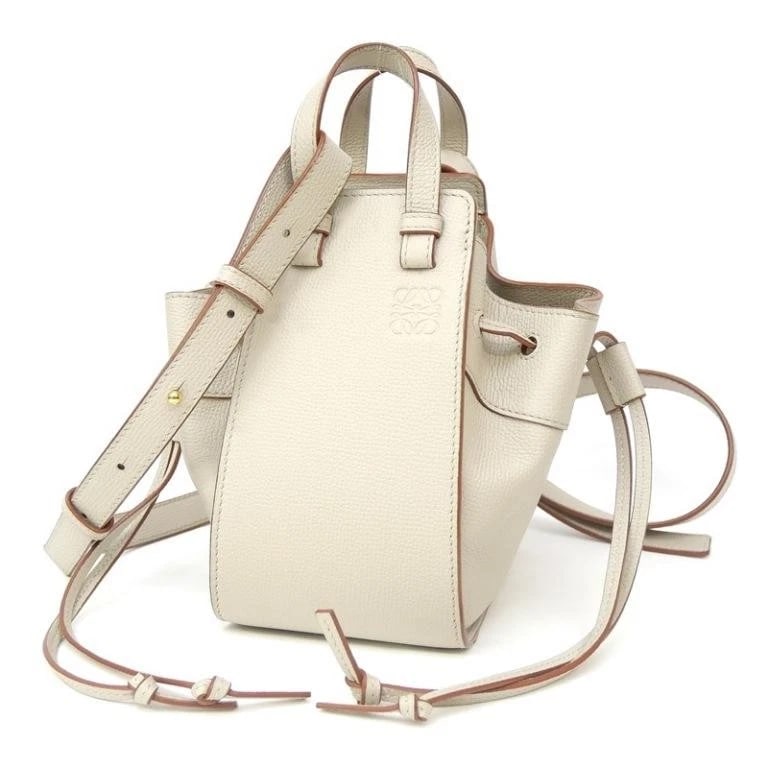 LOEWE BAG: HAMMOCK DRAWSTRING MINI BEIGE: LOEWE Bag: Hammock Drawstring Mini Beige Brand: LOEWE Type/Style: Shoulder Bag Material: Exterior Material Leather Color: Exterior Color Beige Size: (approx. W3.9 ? H7.9 ? D6.3 inch) Accessories: