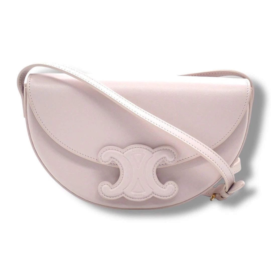 CELINE BAG: BUZAS CUIR TRIOMPHE PINK: CELINE Bag: Buzas Cuir Triomphe Pink Brand: CELINE Type/Style: Shoulder Bag Material: Exterior Material Leather Color: Exterior Color Pink Size: (approx. W8.9 ? H5.3 ? D2.4 inch) Accessories: None