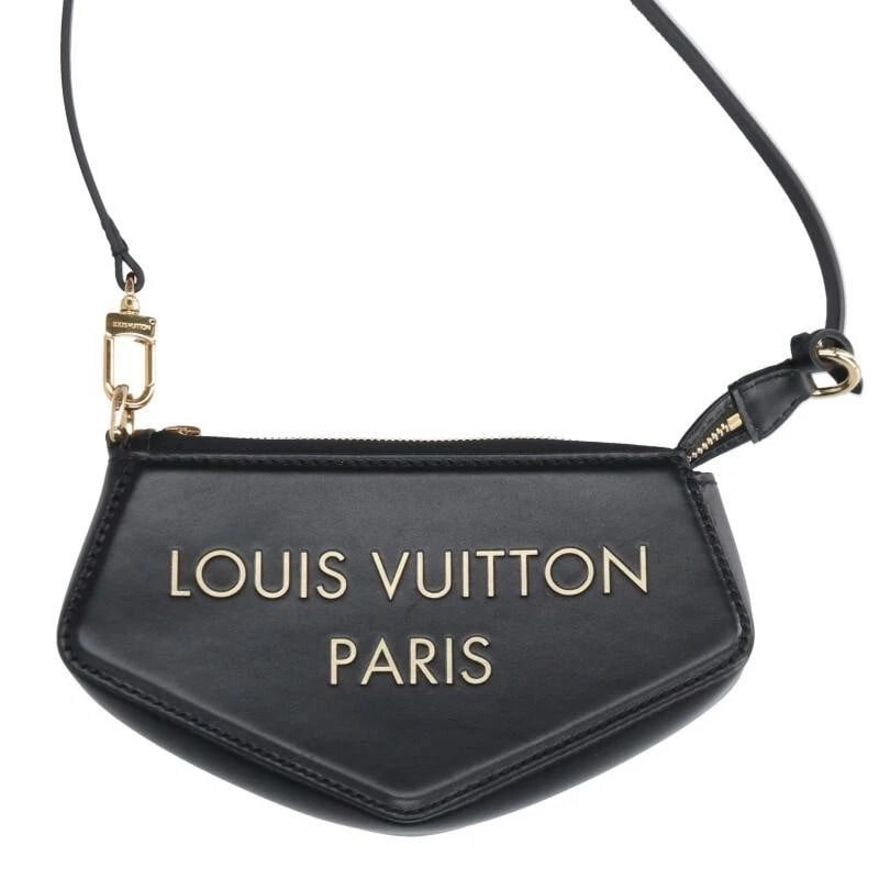 LOUIS VUITTON BAG: POCHETTE EXXON: LOUIS VUITTON Bag: Pochette Exxon Brand: LOUIS VUITTON Type/Style: Shoulder Bag Material: Exterior Material Leather Color: Exterior Color Black Size: (approx. W8.3 ? H4.5 ? D2.2 inch) Accessories: