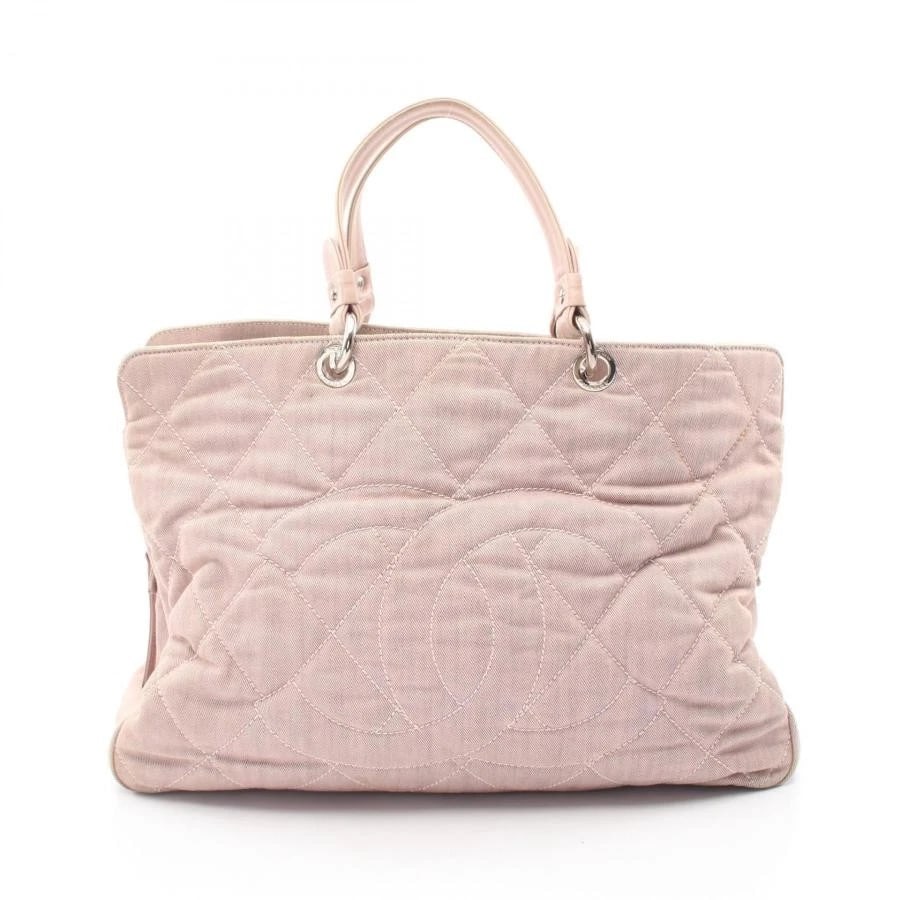 CHANEL TOTE BAG: CC LOGO PINK CANVAS: CHANEL Tote Bag: CC Logo Pink Canvas Brand: CHANEL Type/Style: Tote Material: Exterior Material Canvas / Leather Color: Exterior Color Pink Size: (approx. W16.9 ? H12.6 ? D6.1 inch) Accessories: N