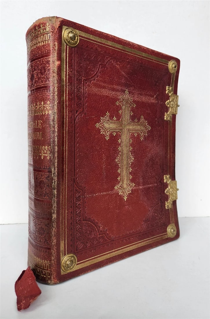 MISSALE ROMANUM 1905 MISSAL FOLIO ANTIQUE LEATHER BINDING WITH BRASS FITTINGS: Year/Century: 20th century Language: Latin Subject: Religion & Spirituality Binding: Leather Description: MISSALE ROMANUM Ex Decreto Sacrosancti Concilii Tridentini Restituti, Clementis VIII, S. Pii V