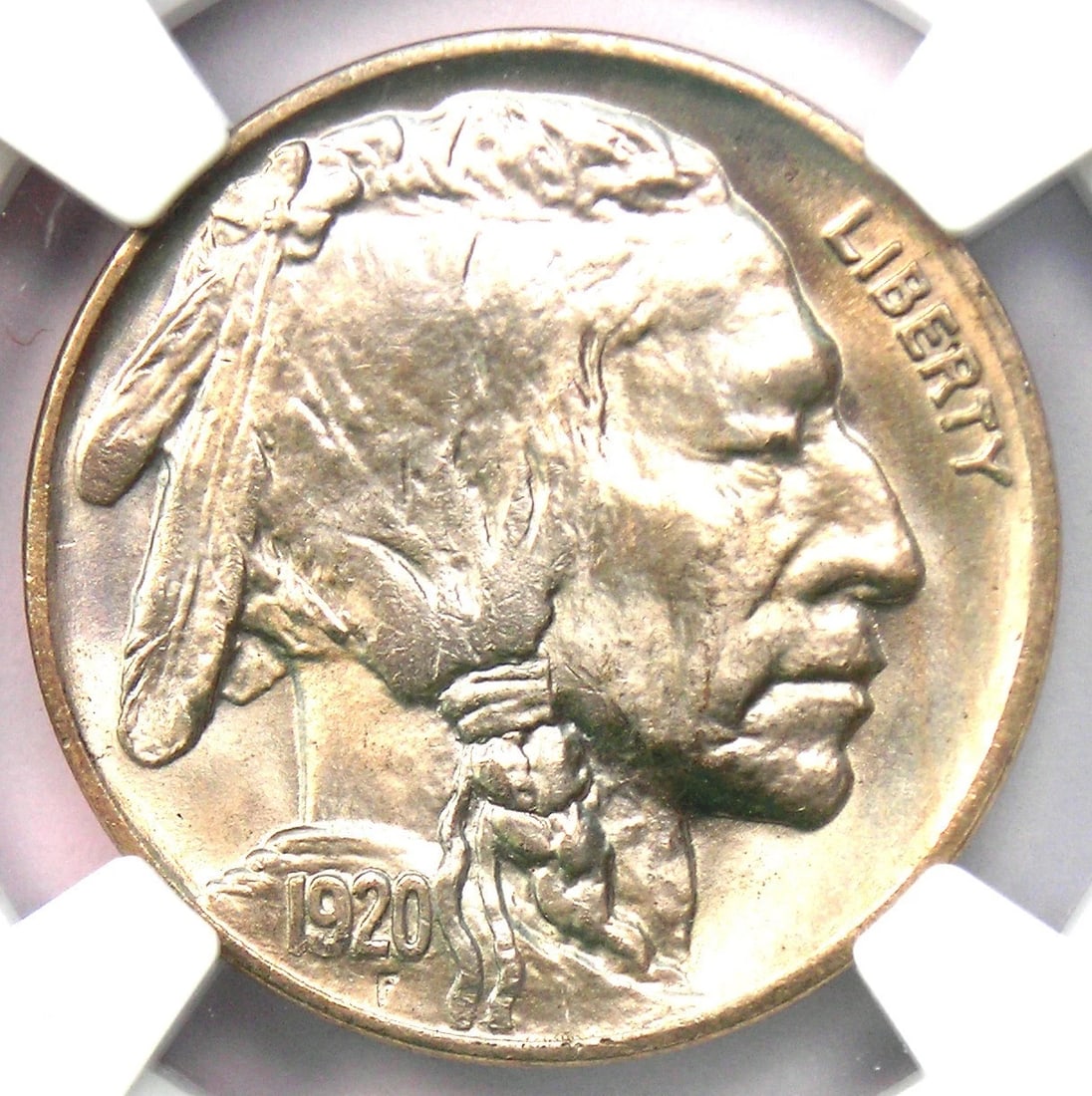 1920 BUFFALO NICKEL 5C COIN (1 of 2)