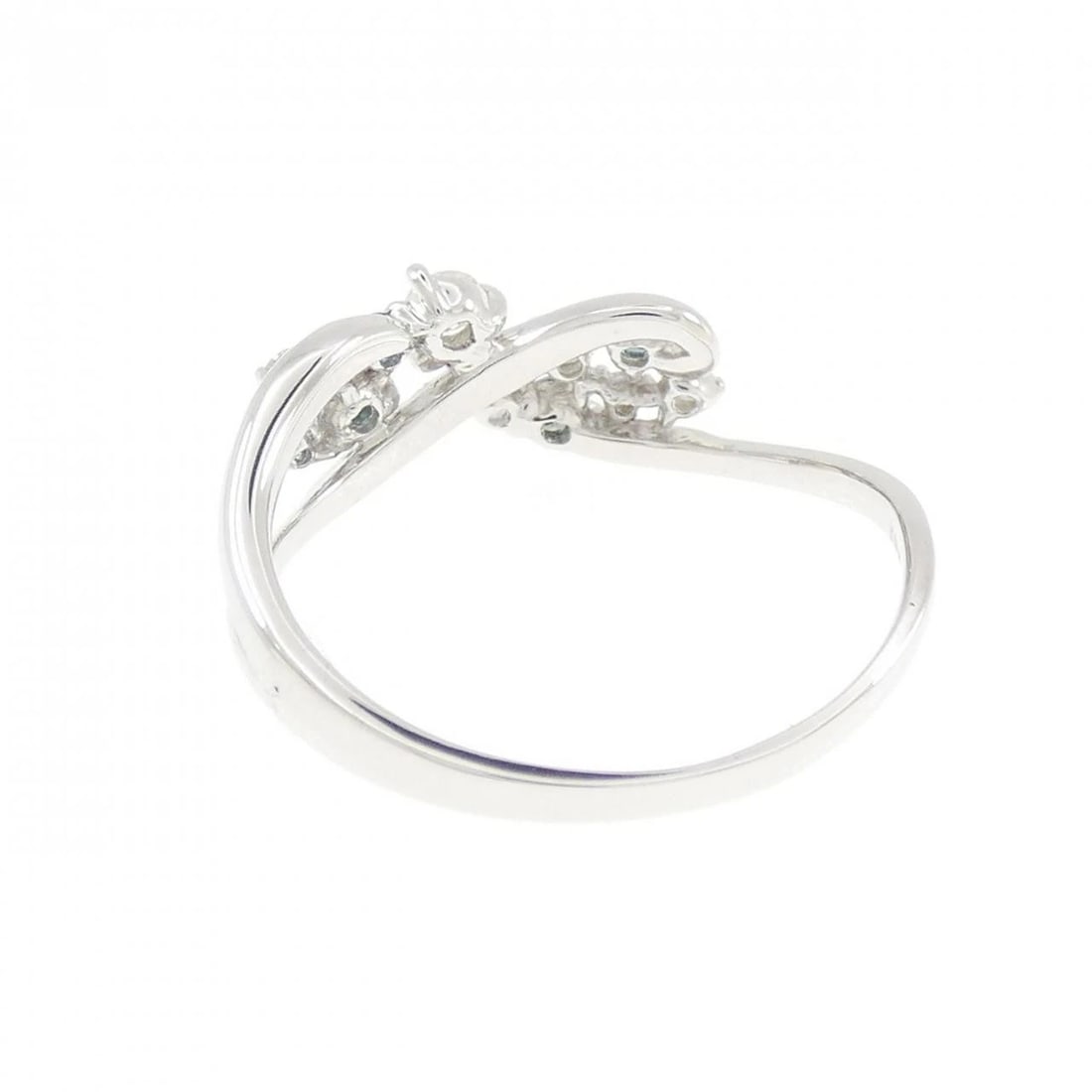 K18WG DIAMOND RING - 3