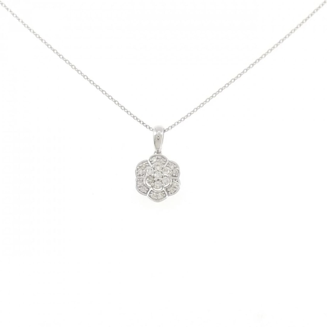 K18WG FLOWER DIAMOND NECKLACE: K18WG Flower Diamond Necklace Brand: Unbranded Type/Style: Diamond Necklace Material: K18 white gold, Main Stone Natural Color: white gold Size: Length:45cm Pendant length approx. x width approx.: