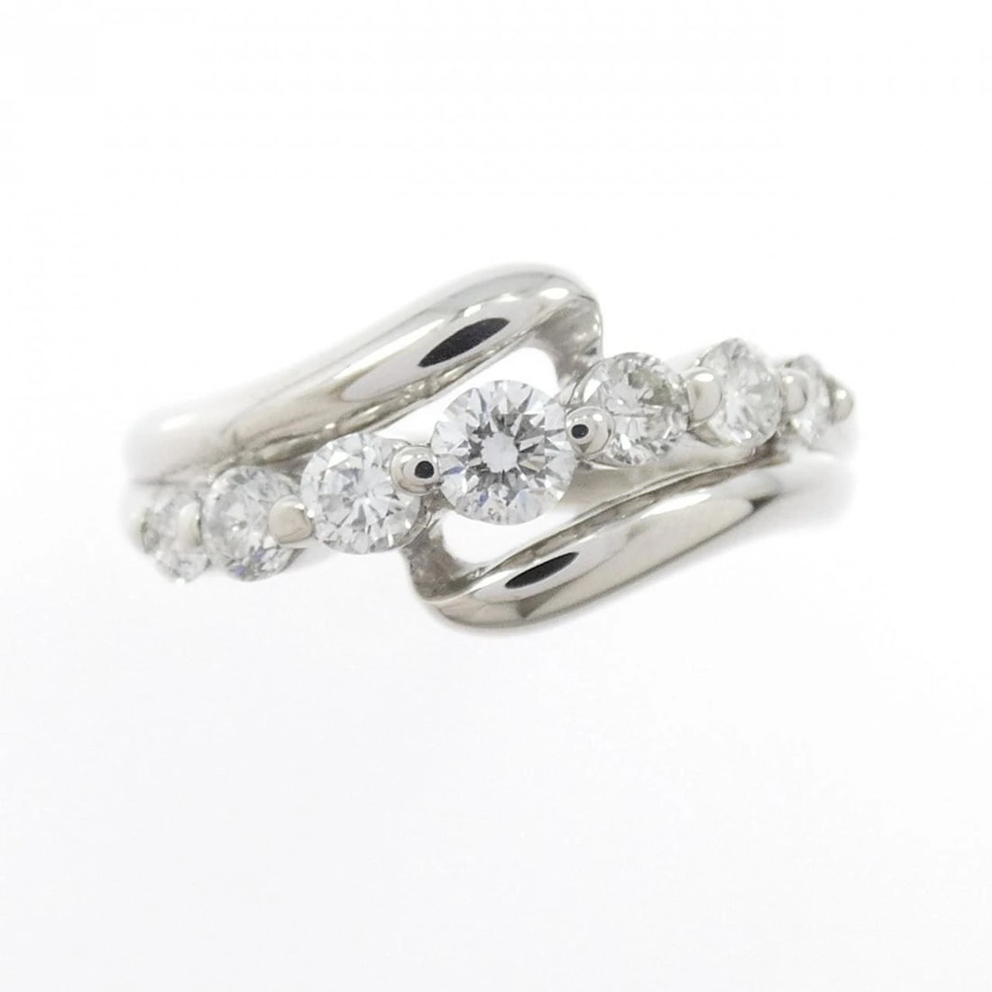 PT900 DIAMOND RING - 2