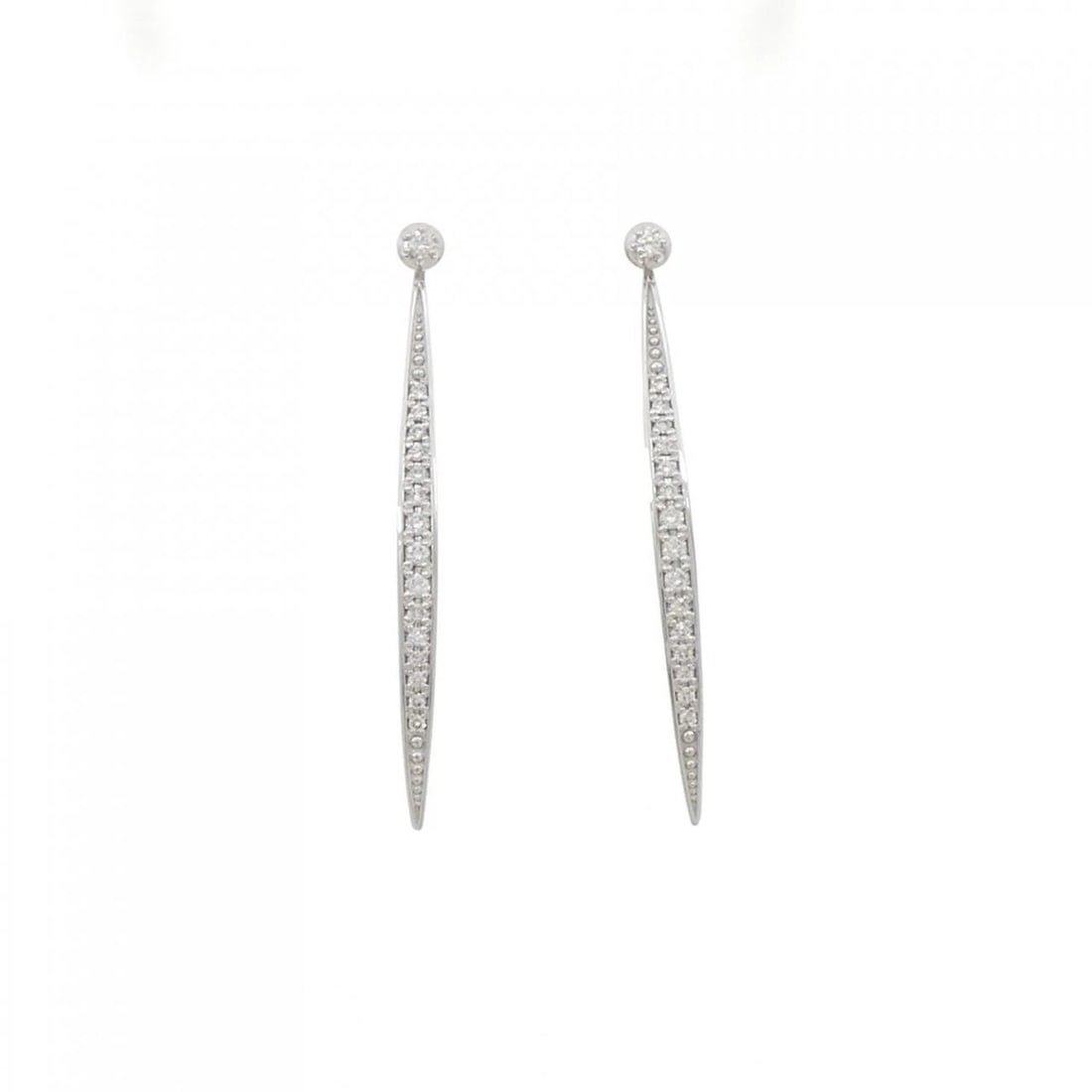 PT950/PT900 2-WAY DIAMOND PIERCE: PT950/PT900 2-Way Diamond Pierce Brand: Unbranded Type/Style: Diamond Pierce/Earring Material: Platinum950/Platinum900, Color: Platinum Size: Approx. length x width: 39.7mm x 3.2mm Accessories: None