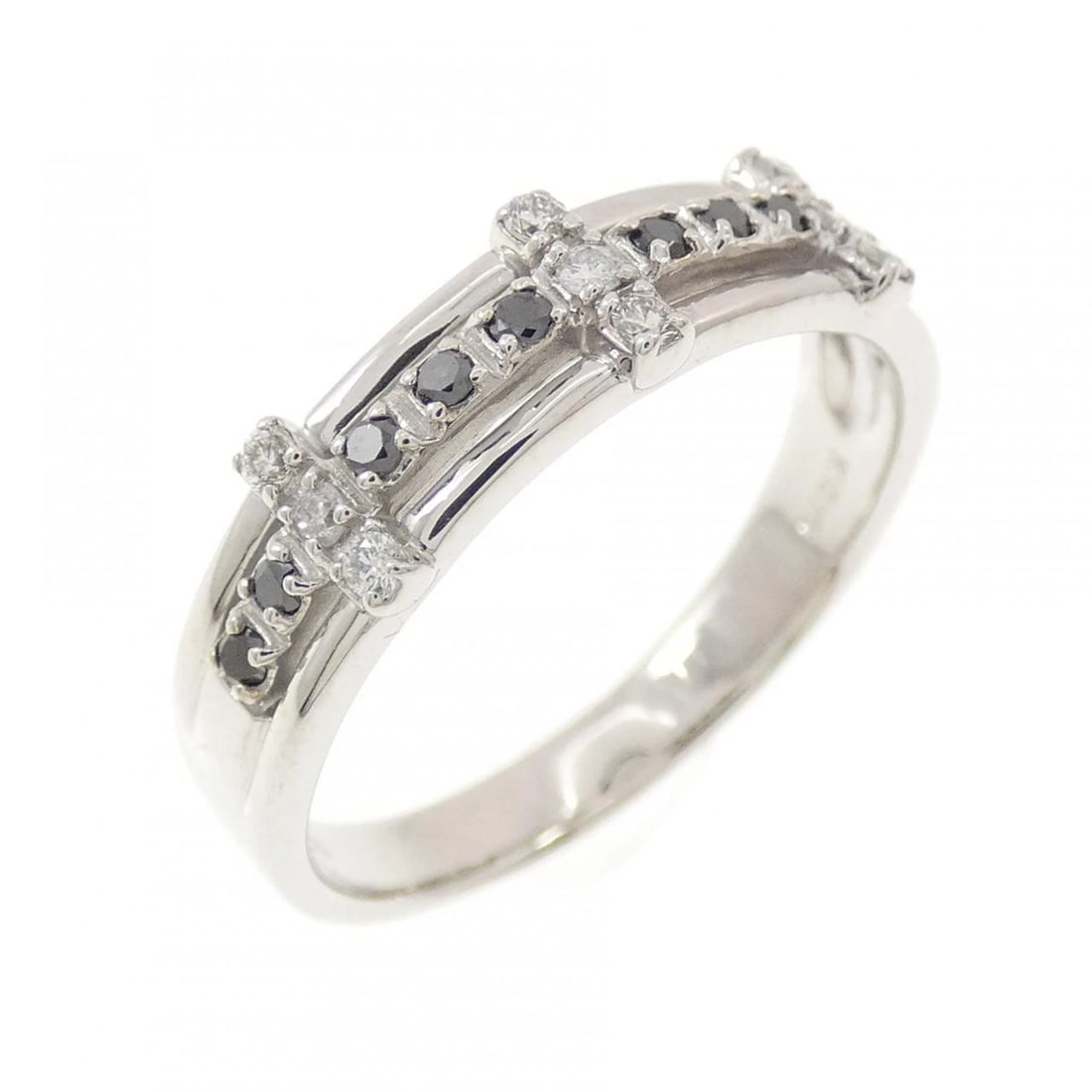 K18WG DIAMOND RING: K18WG Diamond Ring Brand: Unbranded Type/Style: Diamond Ring Material: K18 white gold, Color: white gold Size: US7 Accessories: None Accessories Notice: When purchasing pre-owned goods, please refer