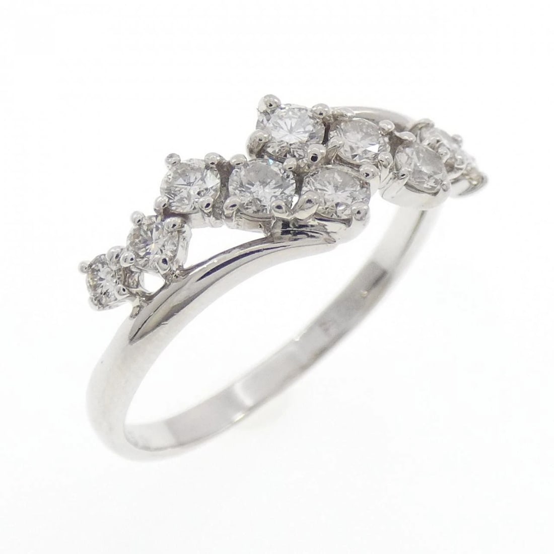 PT900 DIAMOND RING: PT900 Diamond Ring Brand: Unbranded Type/Style: Diamond Ring Material: Platinum900, Main Stone Natural Color: Platinum Size: US7 Accessories: None Accessories Notice: When purchasing pre-owned goods,