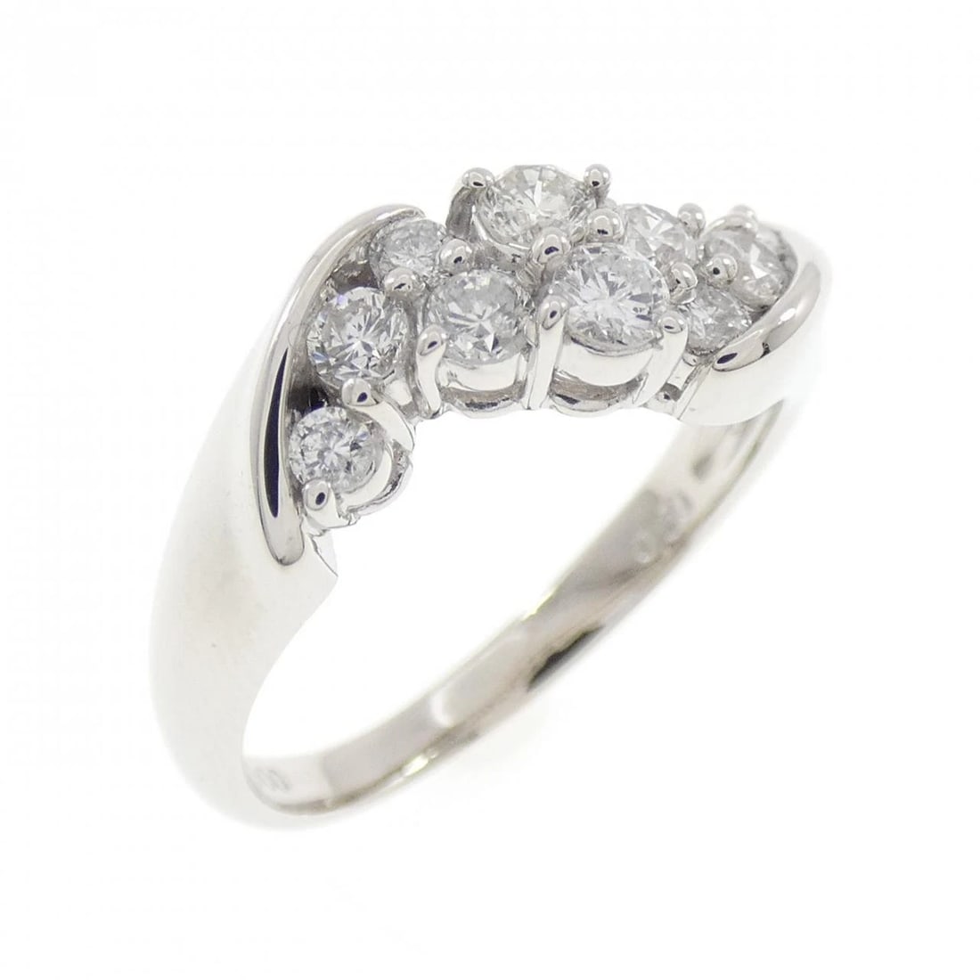 PT900 DIAMOND RING: PT900 Diamond Ring Brand: Unbranded Type/Style: Diamond Ring Material: Platinum900, Main Stone Natural Color: Platinum Size: US6 1/4 Accessories: None Accessories Notice: When purchasing pre-owned