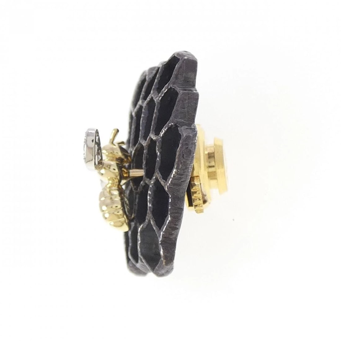 GIMEL BEE DIAMOND BROOCH - 2