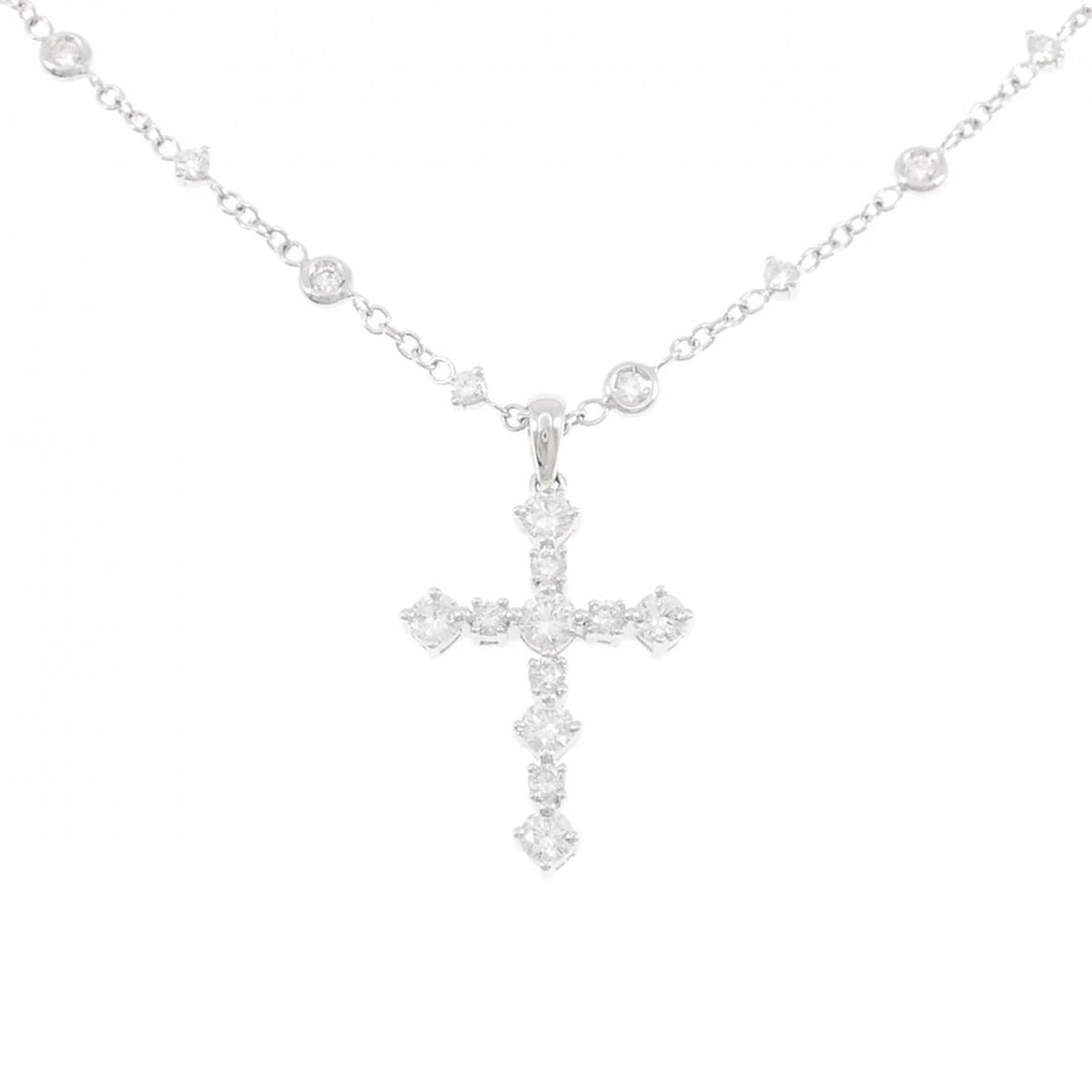 750WG CROSS DIAMOND NECKLACE: 750WG Cross Diamond Necklace Brand: Unbranded Type/Style: Diamond Necklace Material: 750 white gold, Main Stone Natural Color: white gold Size: length 41cmPendant length approx. x width approx.: