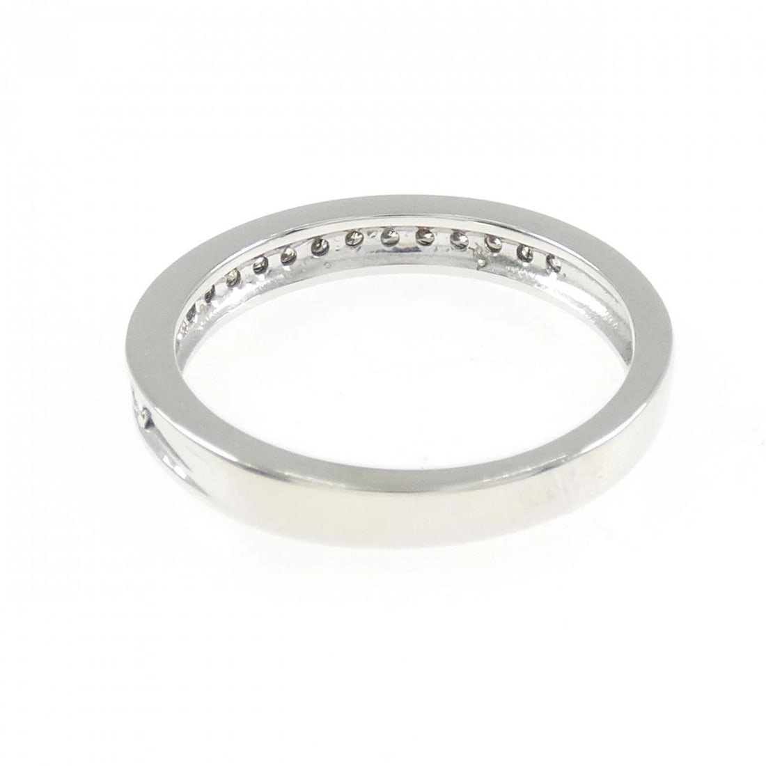 K18WG HALF ETERNITY DIAMOND RING - 3