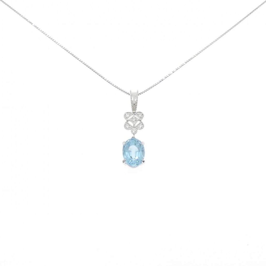 PT900/PT850 BLUE TOPAZ NECKLACE: PT900/PT850 Blue Topaz Necklace Brand: Unbranded Type/Style: Blue Topaz Necklace Material: Platinum900/Platinum850, Color: Platinum Size: length 45cm Pendant length approx. x width approx.: