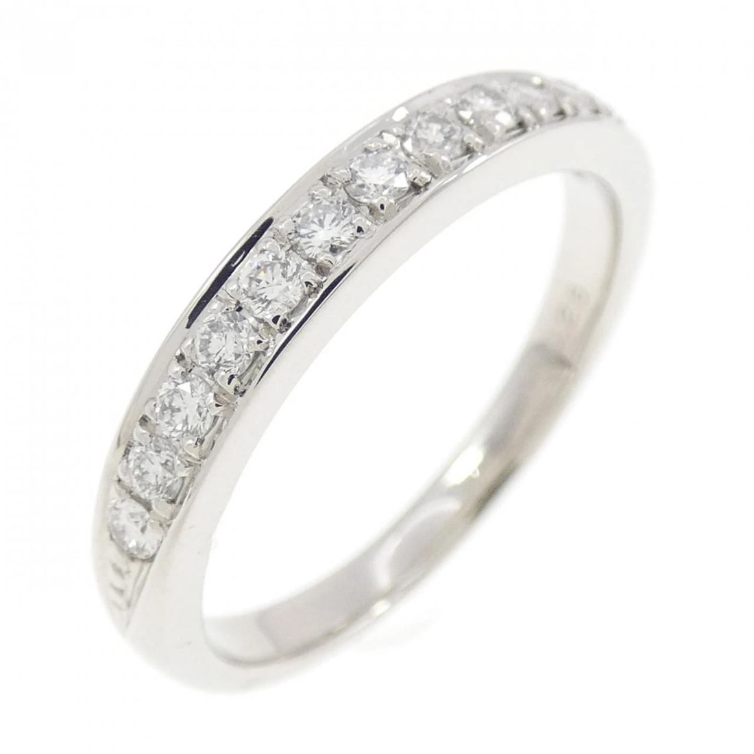 PT900 DIAMOND RING: PT900 Diamond Ring Brand: Unbranded Type/Style: Diamond Ring Material: Platinum900, Main Stone Natural Color: Platinum Size: US6 3/4 Accessories: None Accessories Notice: When purchasing pre-owned