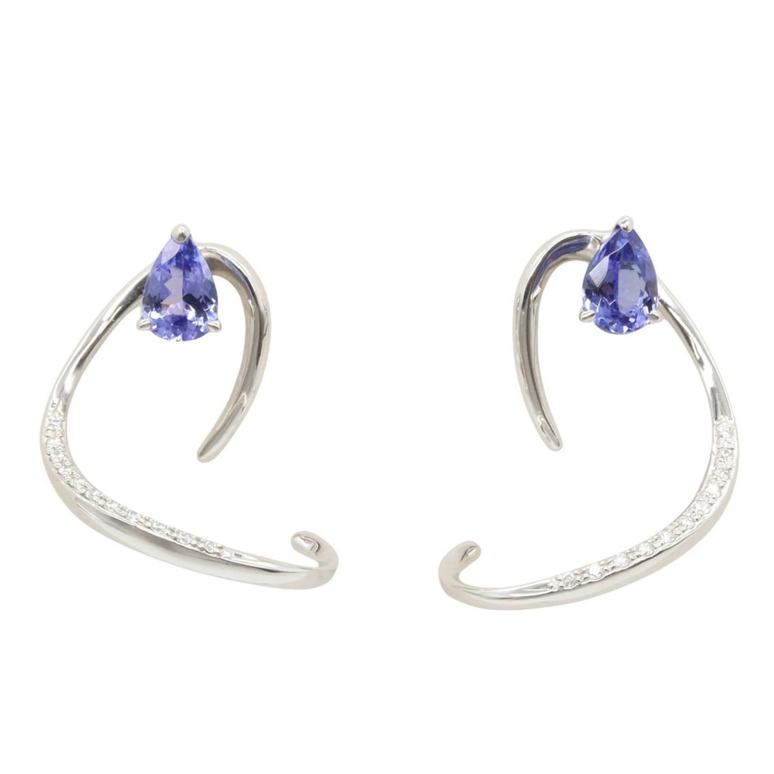 STAR JEWELRY TANZANITE DIAMOND PIERCED EARRINGS: STAR JEWELRY Tanzanite Diamond Pierced Earrings Brand: STAR JEWELRY Type/Style: Pierced earrings Material: Pt950 Platinum, Color: Silver Size: Size 22mm x 14mm(0.9" x 0.6") Accessories: None