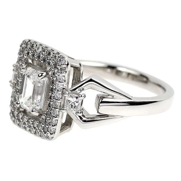 PT950 EMERALD CUT DIAMOND RING - 2
