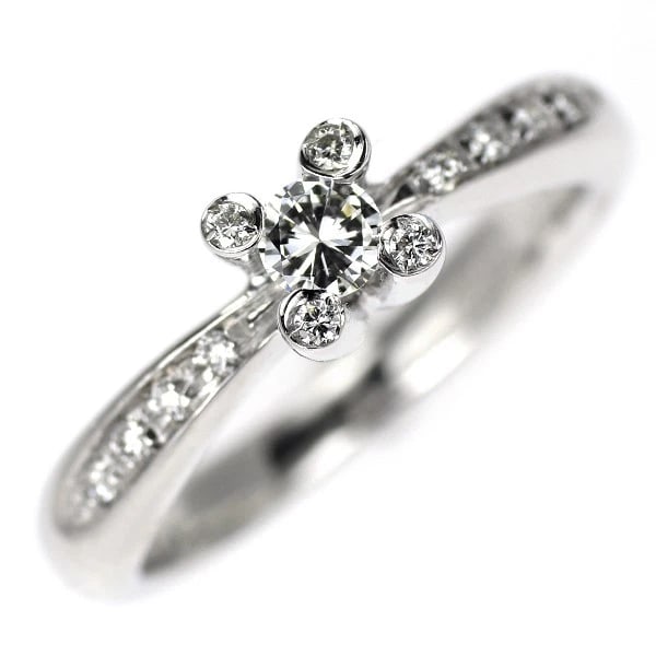PONTEVECCHIO K18WG DIAMOND RING: Pontevecchio K18WG diamond ring Brand: Pontevecchio Type/Style: Ring Material: K18WG, Main Stone Natural Color: WG Size: 5.25 US Accessories: None Accessories Notice: When purchasing pre-owned goods,