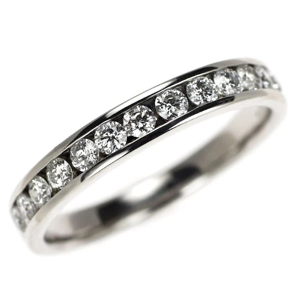 PT900 DIAMOND RING: Pt900 diamond ring Brand: None Type/Style: Ring Material: Pt900, Main Stone Natural Color: Pt Size: 6.25 - 6.5 US Accessories: None Accessories Notice: When purchasing pre-owned goods, please refer