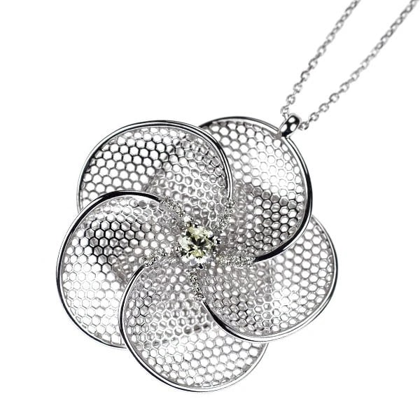 K18WG DIAMOND PENDANT NECKLACE: K18WG Diamond Pendant Necklace Brand: None Type/Style: pendant necklace Material: K18WG, Main Stone Natural Color: WG Size: Chain Length 45cm Accessories: None Accessories Notice: When purchasing