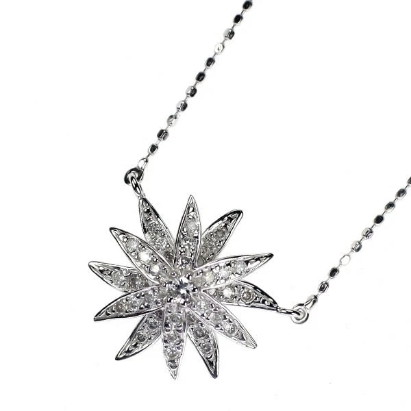 K18WG FLOWER DIAMOND PENDANT NECKLACE: K18WG flower diamond pendant necklace Brand: None Type/Style: pendant necklace Material: K18WG, Main Stone Natural Color: WG Size: Chain Length 42cm Accessories: None Accessories Notice: When