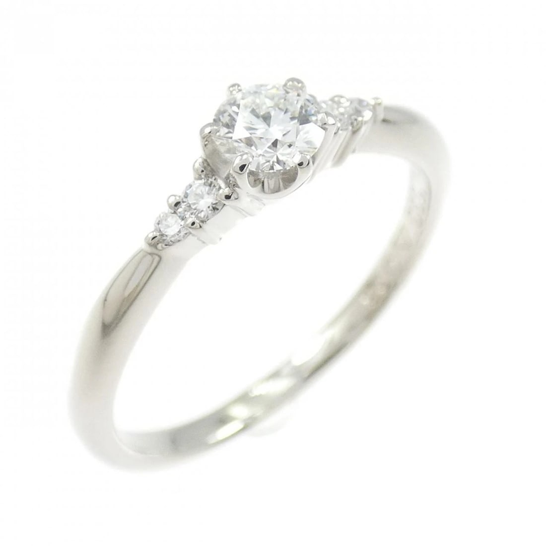 PT1000 DIAMOND RING: PT1000 Diamond Ring Brand: Unbranded Type/Style: Ring Material: Platinum1000, Main Stone Natural Color: PT Size: US6 1/4 Accessories: None Accessories Notice: When purchasing pre-owned goods, please