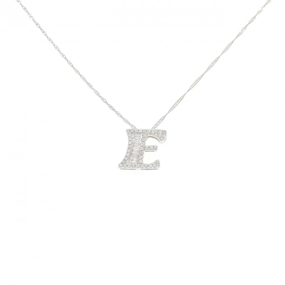 K18WG/PT850 DIAMOND NECKLACE: K18WG/PT850 Diamond Necklace Brand: Unbranded Type/Style: Diamond Necklace Material: 18K White Gold/Platinum 850, Main Stone Natural Color: WG, PT Size: Length: 40cm Accessories: None Accessories