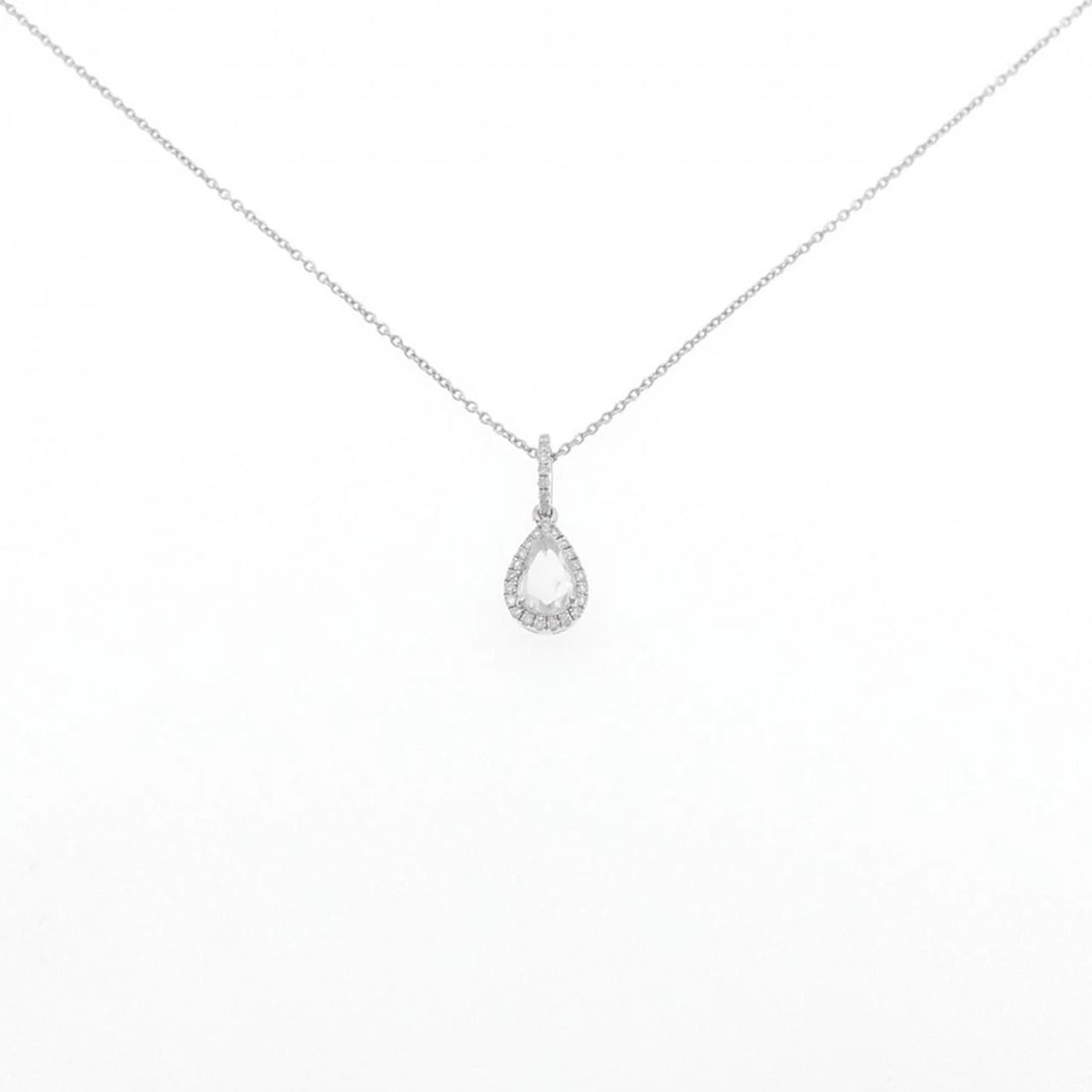 K18WG DIAMOND NECKLACE: K18WG Diamond Necklace Brand: Unbranded Type/Style: Diamond Necklace Material: K18 white gold, Main Stone Natural Color: WG Size: Length: 45cm Accessories: None Accessories Notice: When purchasing