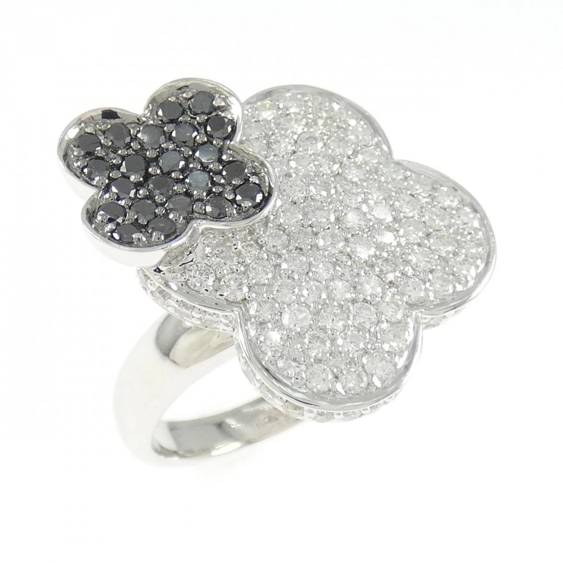 K18WG/K18BG PAVE DIAMOND RING: K18WG/K18BG Pave Diamond Ring Brand: Unbranded Type/Style: Diamond Ring Material: 18K white gold/18K black gold, Main Stone Natural Color: WG, BG Size: US8 1/4 Accessories: None Accessories Notice: