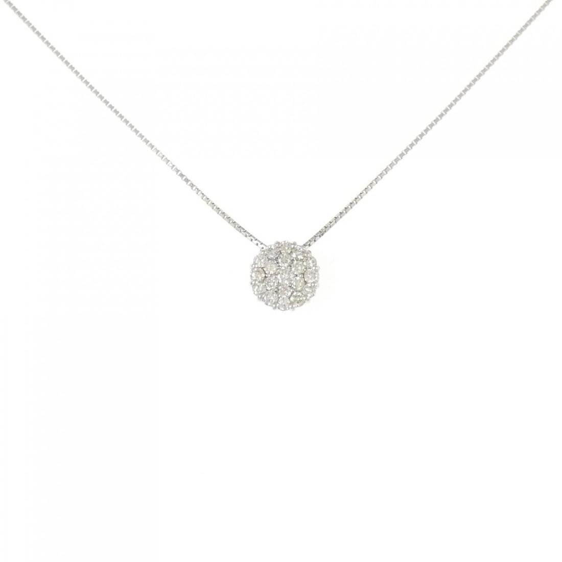 PT900/PT850 DIAMOND NECKLACE: PT900/PT850 Diamond Necklace Brand: Unbranded Type/Style: Diamond Necklace Material: Platinum900/Platinum850, Main Stone Natural Color: PT Size: Length: 47cm Accessories: None Accessories Notice:
