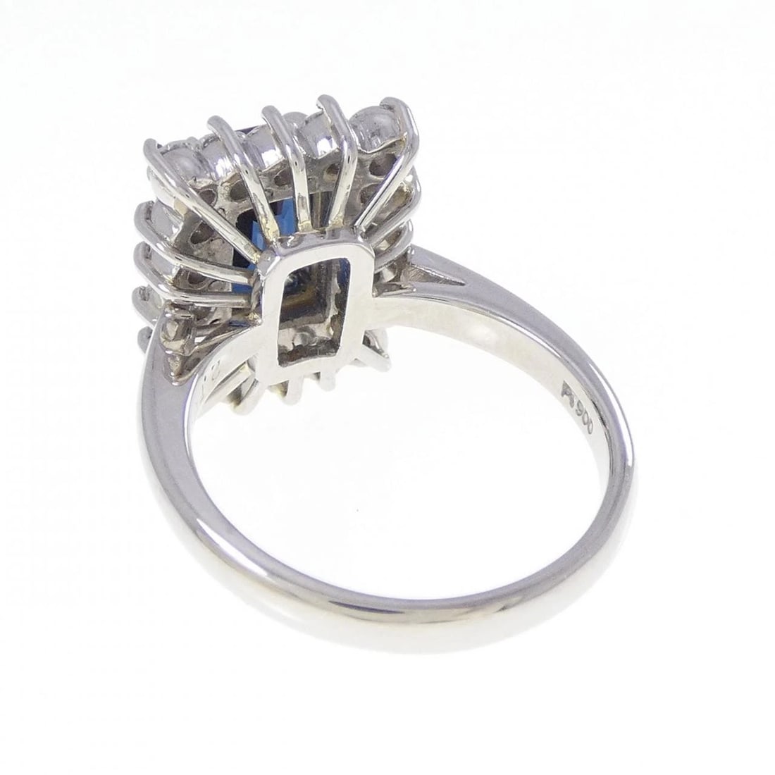 PT900 SAPPHIRE RING - 3