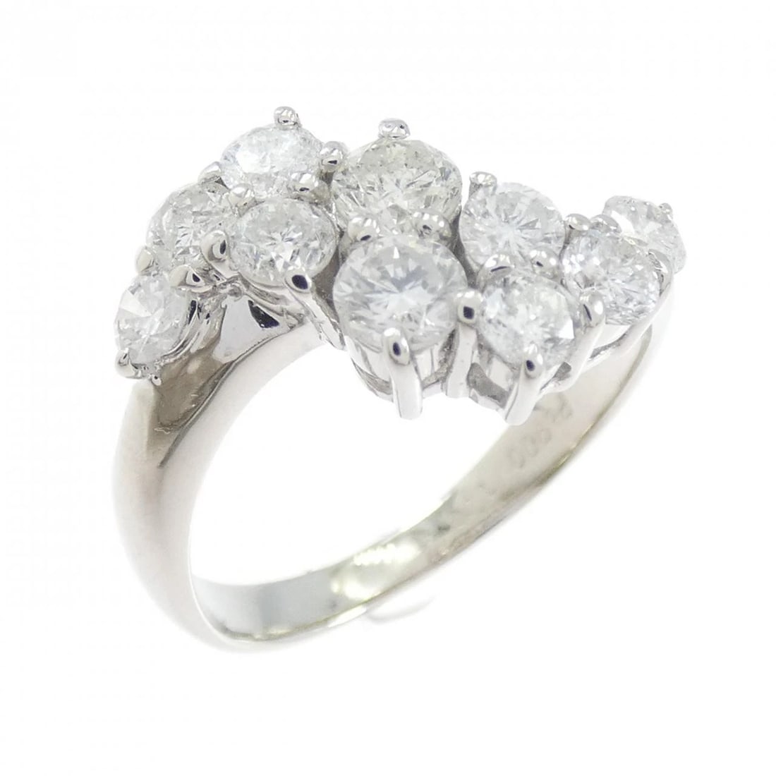 PT900 DIAMOND RING: PT900 Diamond Ring Brand: Unbranded Type/Style: Diamond Ring Material: Platinum900, Main Stone Natural Color: PT Size: US5 1/4 Accessories: None Accessories Notice: When purchasing pre-owned goods,