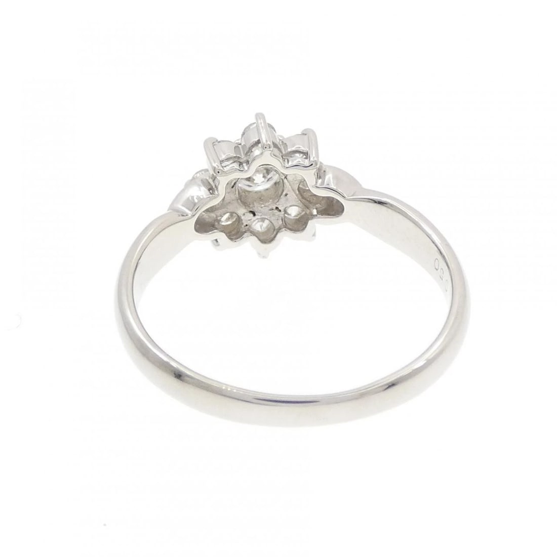 PT900 FLOWER DIAMOND RING - 3