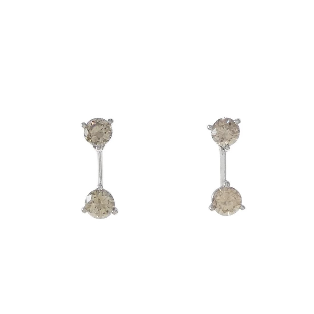 K18WG DIAMOND PIERCE: K18WG Diamond Pierce Brand: Unbranded Type/Style: Diamond Pierce/Earring Material: K18 white gold, Main Stone Natural Color: WG Size: Actual Size: Approx. height x width: 13.5mm x 5.2mm Accessories: