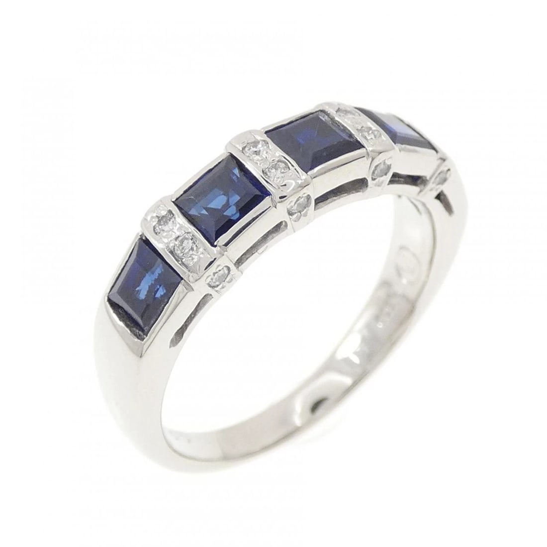 PT900 SAPPHIRE RING: PT900 Sapphire Ring Brand: Unbranded Type/Style: Sapphire Ring Material: Platinum900, Main Stone Sapphire, Natural Color: PT Size: US7 1/4 Accessories: None Accessories Notice: When purchasing
